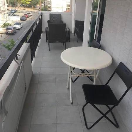 In Private With Key Lock Near The Beach Gazde/Camere de închiriat Limassol